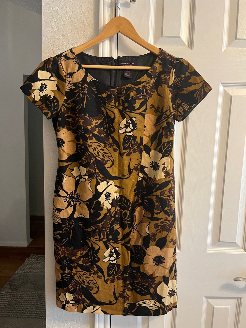 Women’s Signature by Bobbie Bee Neutral Linen Blend Floral Shift Dress Size 10